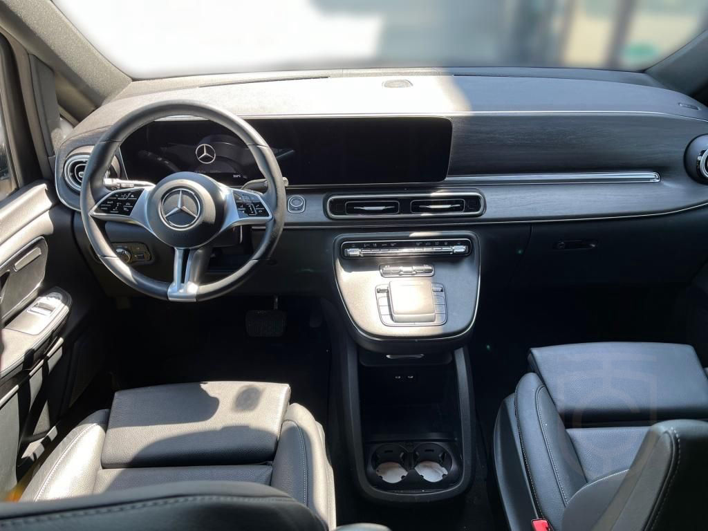 Mercedes-Benz V 300 d AVANTGARDE Extralang *Navi*MBUX*LED+RKa*