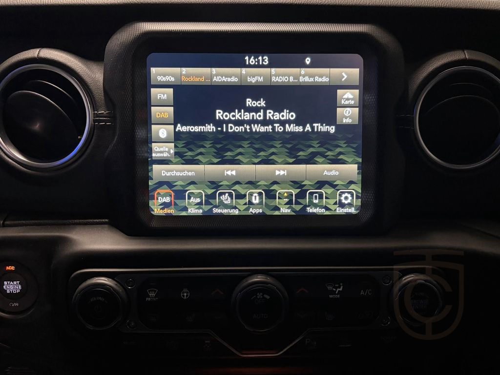 Jeep Wrangler PHEV MY 23 Sahara