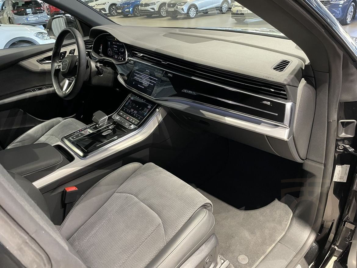 Audi Q8 50 TDI quattro S-line