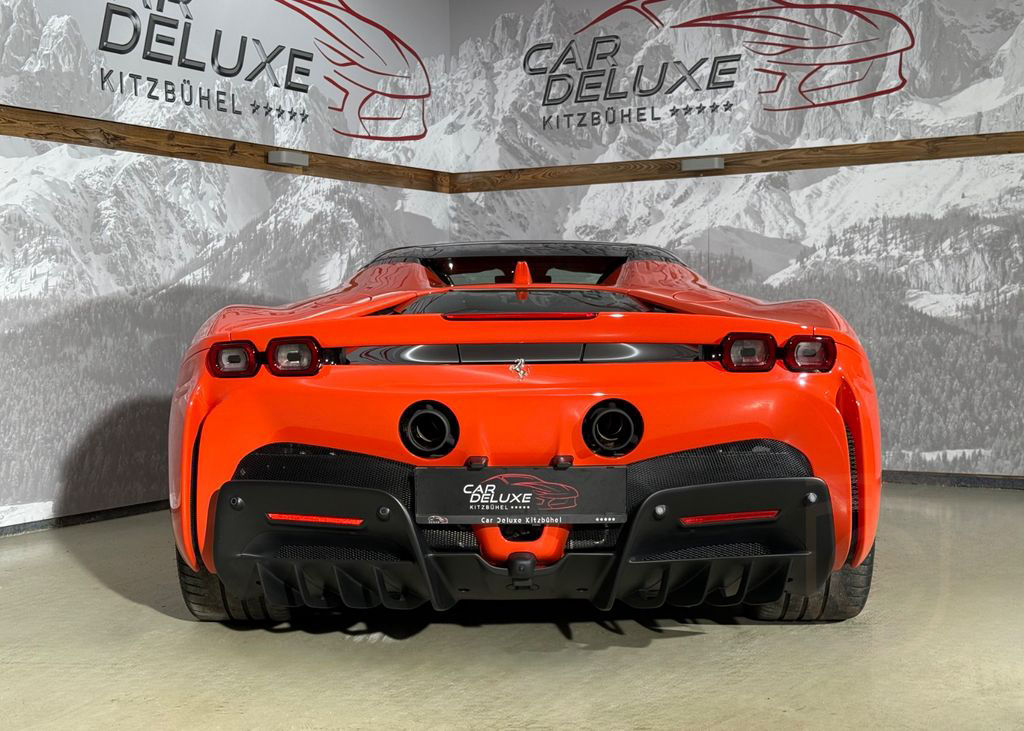 Ferrari SF90 Spider/Lift/Carbon/Special Colour