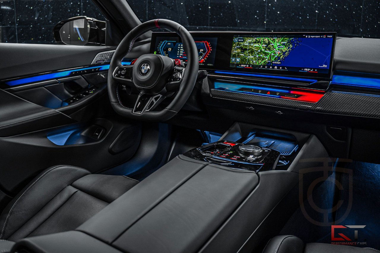 BMW M5 G90
