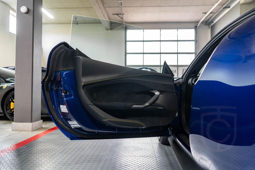 Ferrari 296 GTB Blu Elettrico AFS 360° LIFT RACING-SEATS