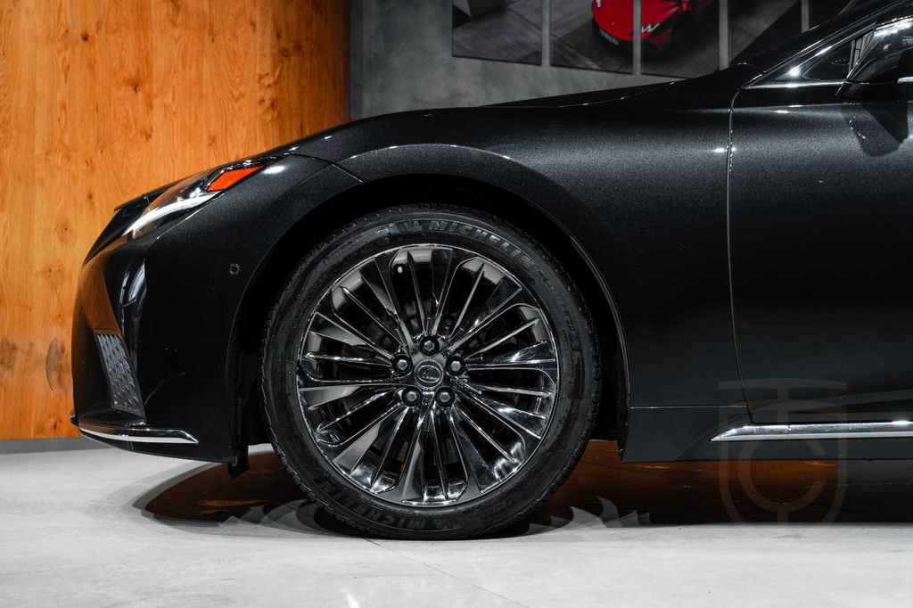 Lexus LS 500 500h Superior*KIRIKOGLASS*FULL OPTIONS