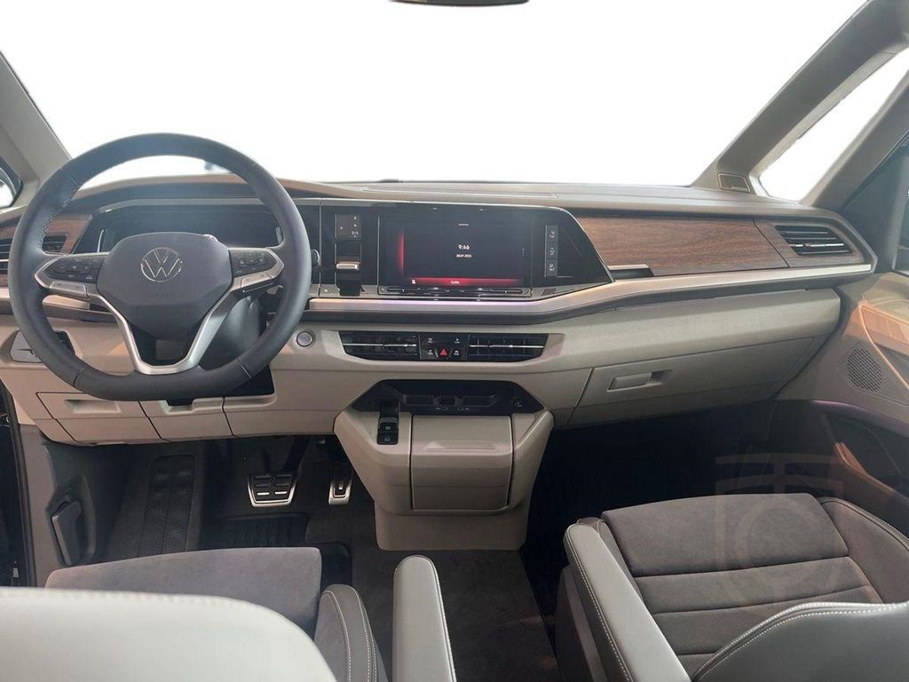 Volkswagen Multivan T7 STYLE HJULBAS: 3124 MM