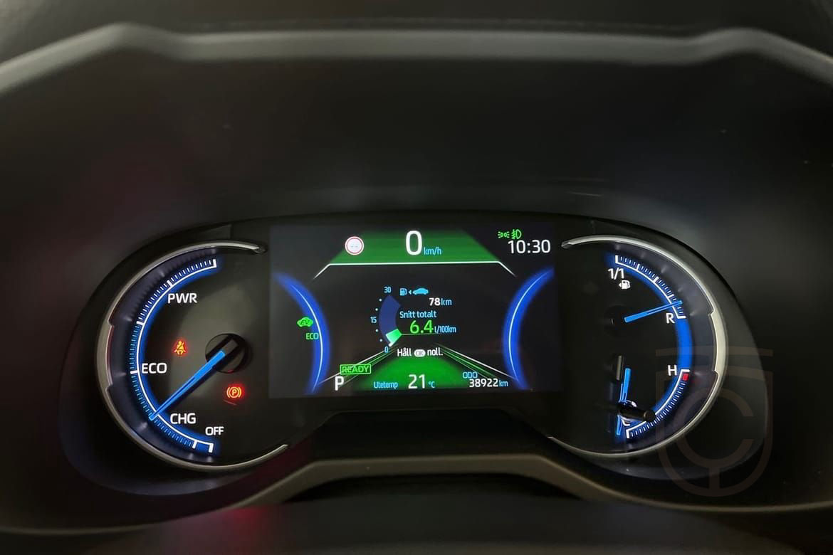 Toyota RAV4 Hybrid AWD-i ADVENTURE 2,5 BI-TONE