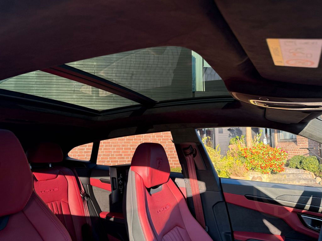 Lamborghini Urus S B&O HUD RSE Carbon 23"