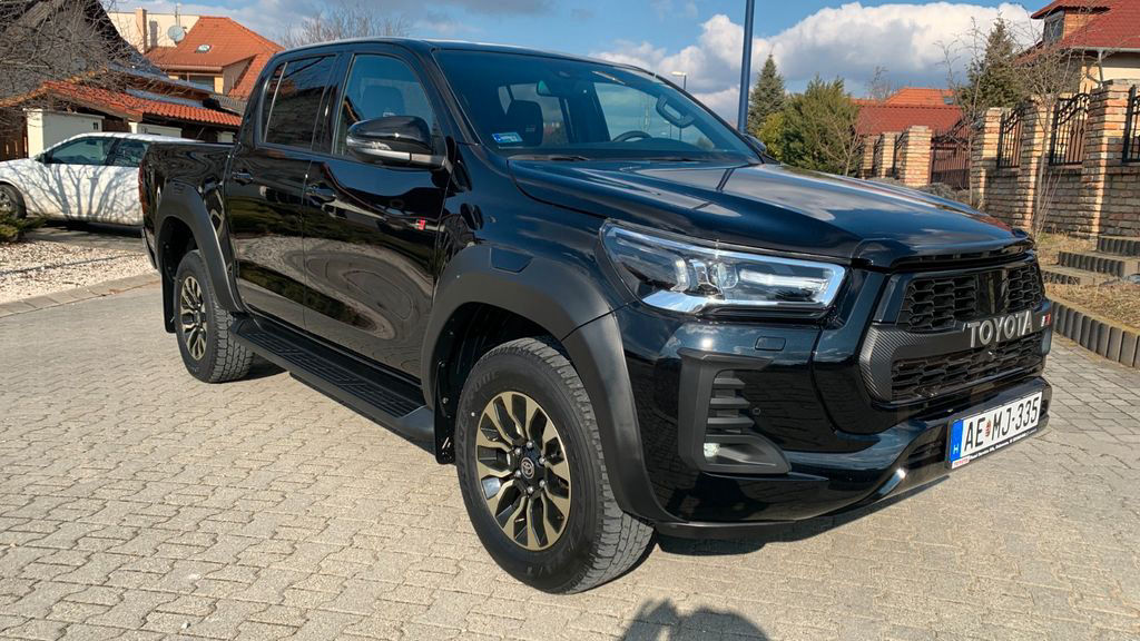 Toyota Hilux2.8 D-4D 4X4 DOUBLE GR SPORT, NET. EXPORT