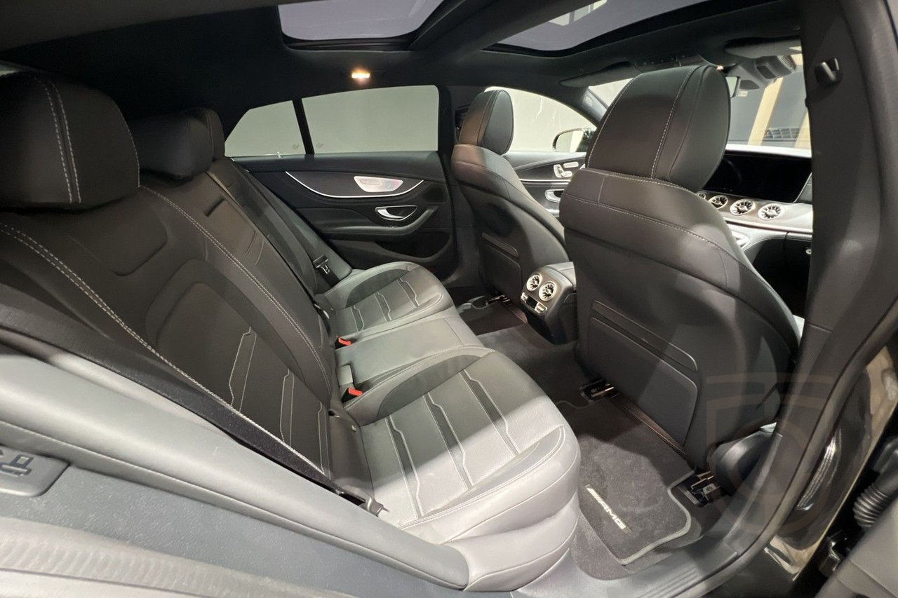 Mercedes-Benz AMG GT 4 43 4MATIC+