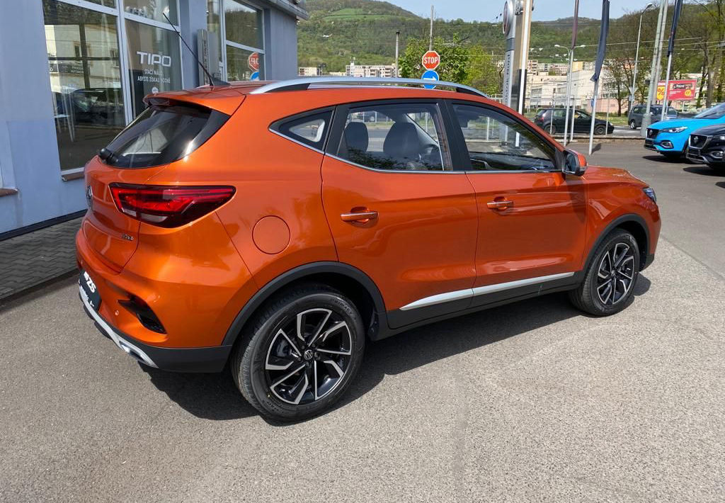 MG ZS EV