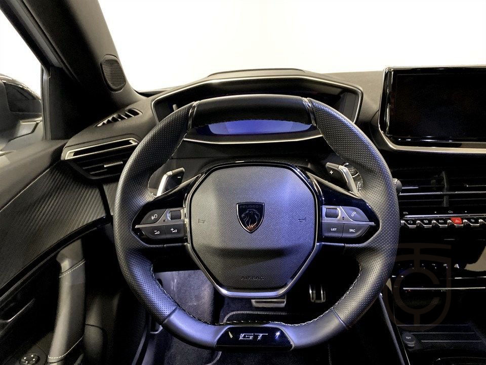 Peugeot 2008 GT 1.2 PT