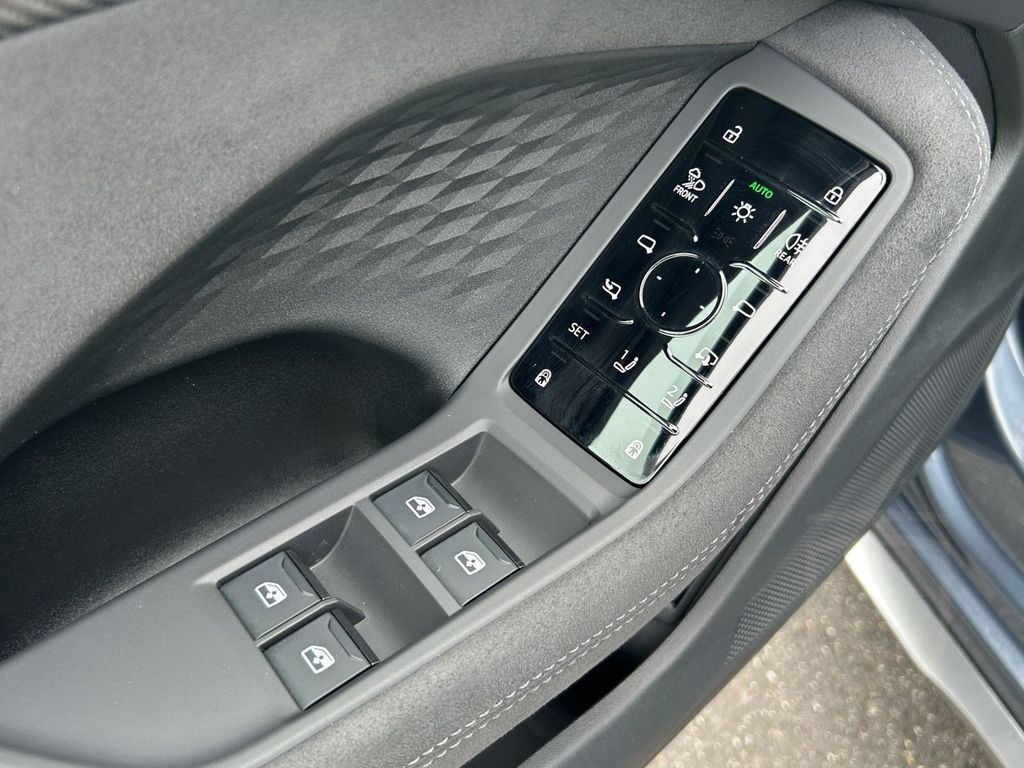 Audi S5 Avant TFSI*NAVI*MATRIX*B&O*HUD*LEDER*20ZOLL*S