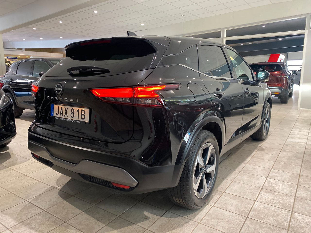 Nissan Qashqai 1.3 DIG-T XTRONIC-CVT N-Connecta