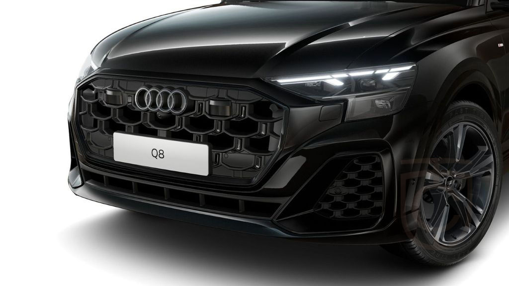Audi Q8 55 TFSI QUATTRO S LINE+WINTERRÄDER+AHK+LUFTFE