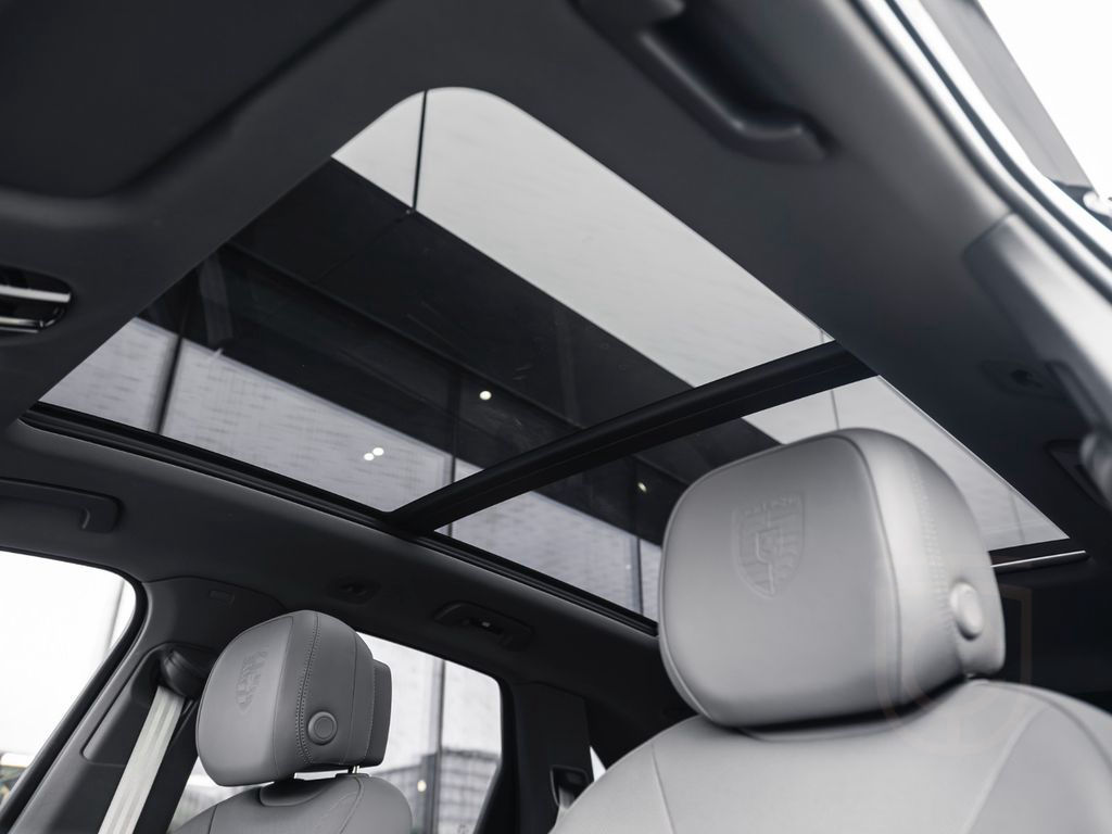 Porsche Cayenne S Platinum Edition