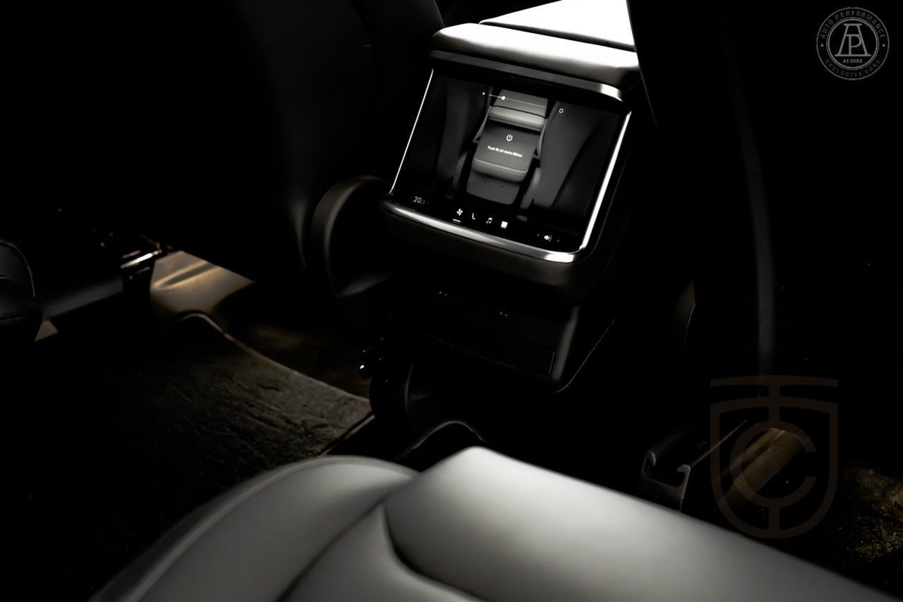 Tesla Model X Plaid