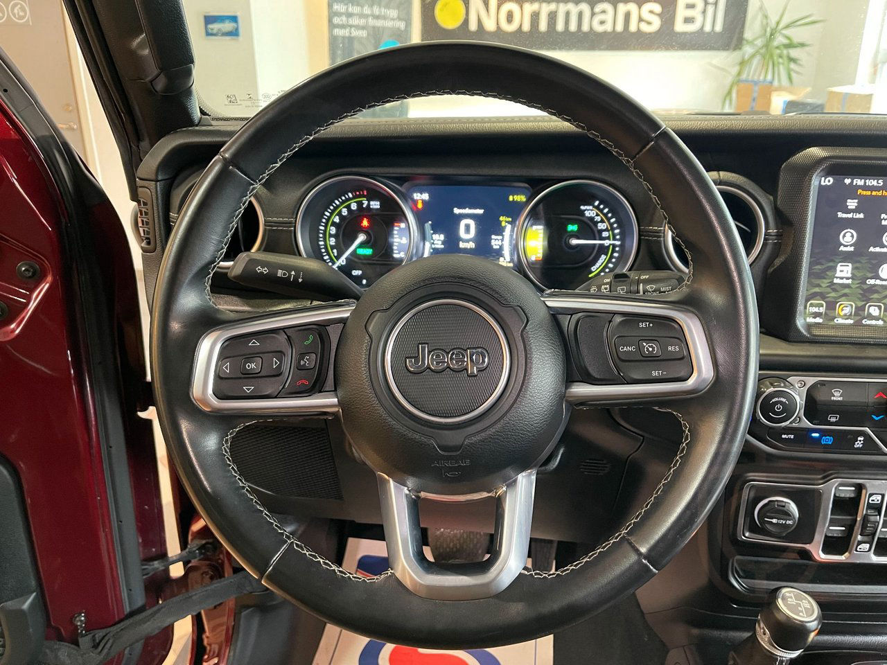 Jeep Wrangler Unlimited Sahara 4xe Plug-In Hybrid