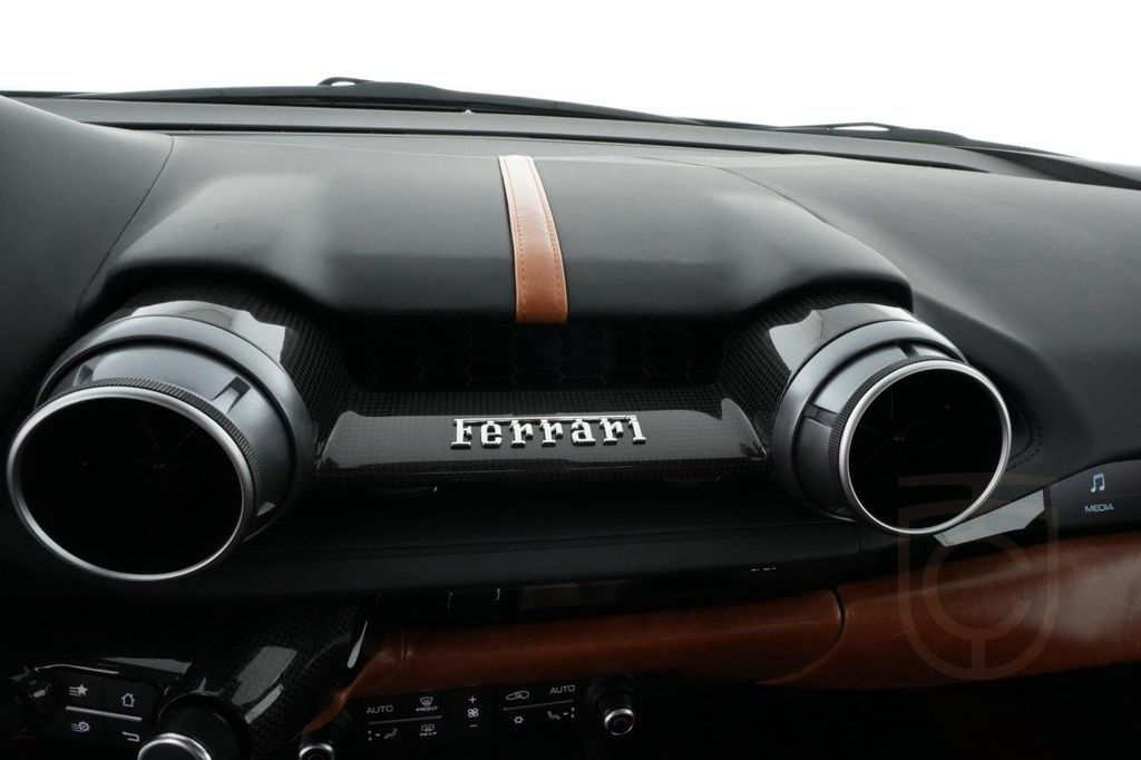 Ferrari 812 GTS Tailor Made TAILOR MADE LIFTSYSTEM