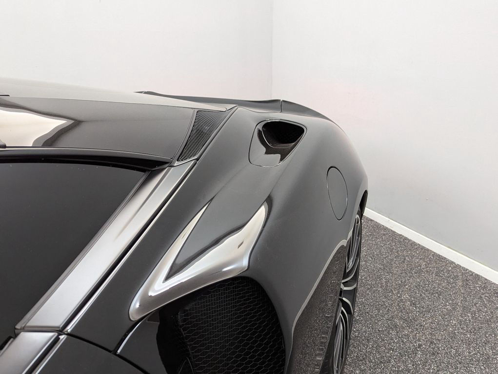McLaren GT*MY2023*BLACK/BLACK*CARBON*FULL OPTIONS*B&W
