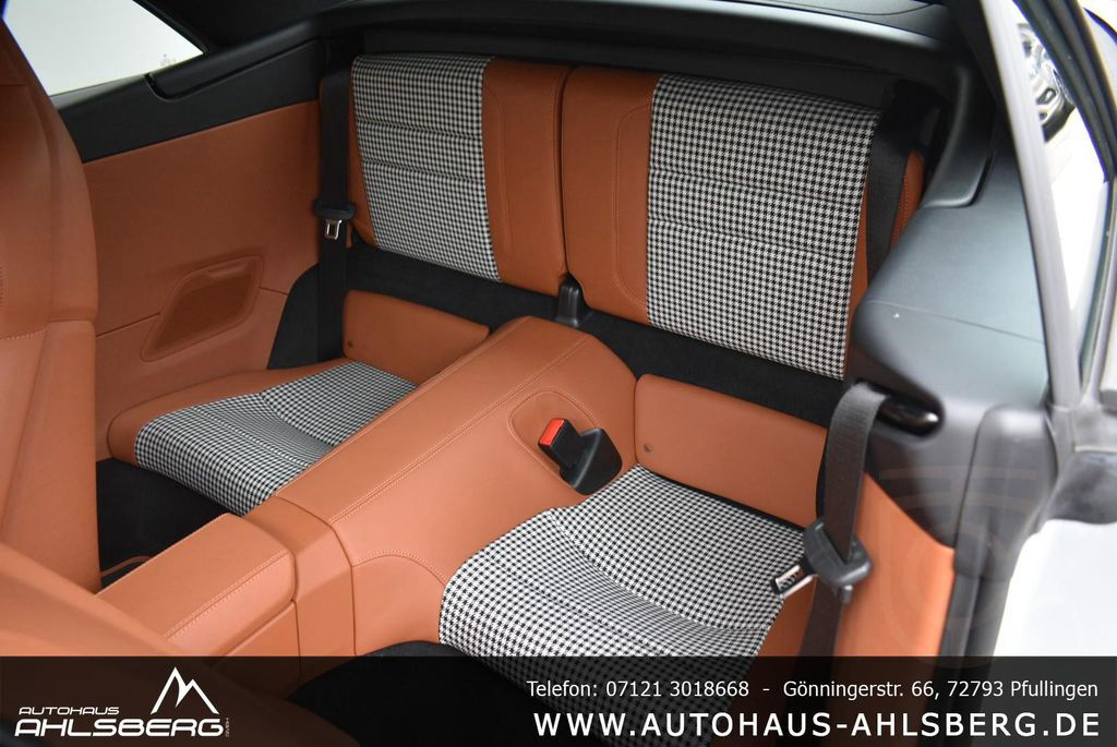 Porsche 911 Turbo S Cabriolet Aero-Kit/Heritage/Exclusiv