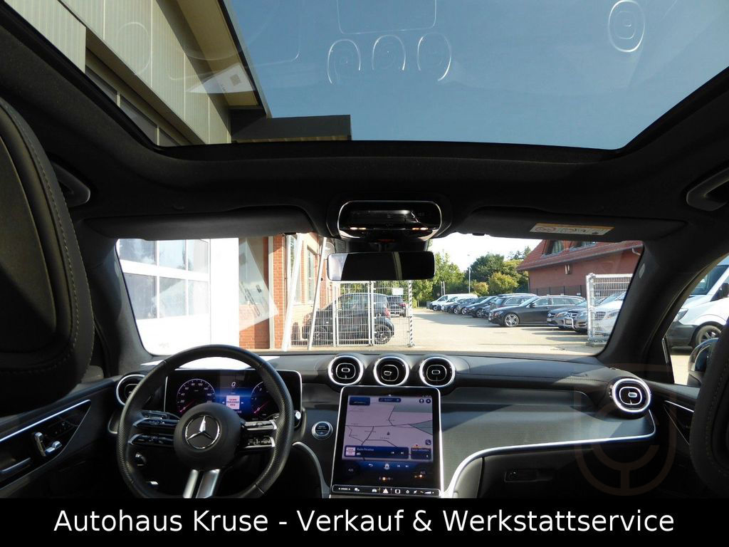 Mercedes-Benz GLC 300 d 4M COUPE+AMG+AHK+PANORAMA+DIGITAL-L.