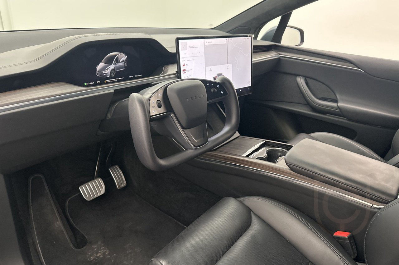 Tesla Model X AWD