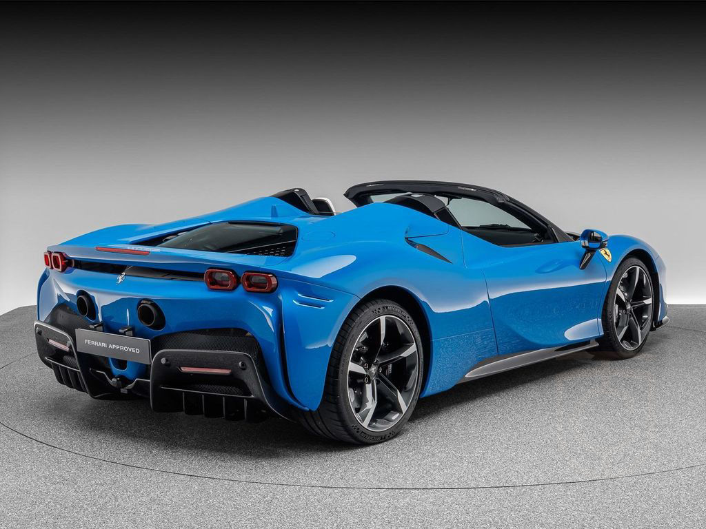 Ferrari SF90 Spider