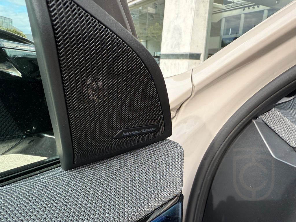 BMW X3 M50 M-PAKET PRO / PANO / AHK / PREMIUM & INNO