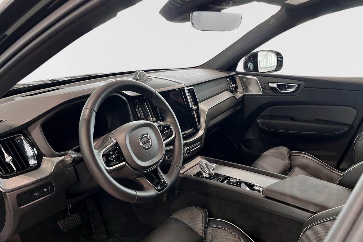 Volvo XC60 T8 Ultra Black Edition B&W, Luftfjd