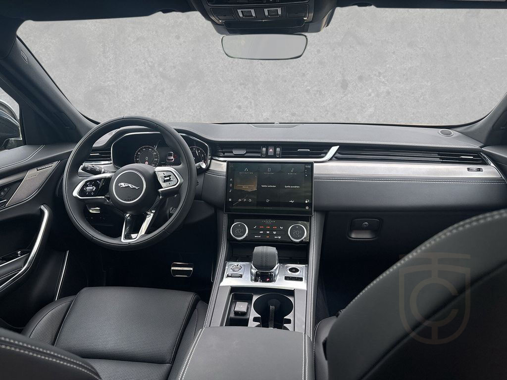 Jaguar F-PACE P400e R-Dyn. SE 20"ACC Pano Black+WinterP