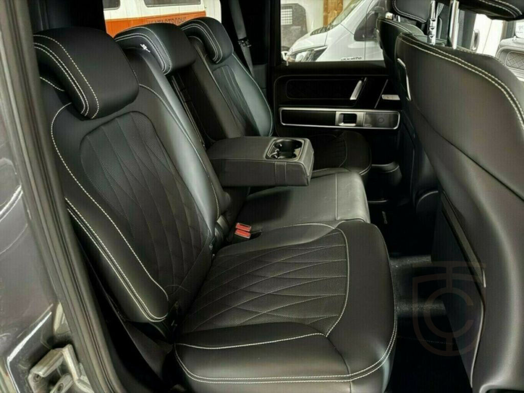 Mercedes-Benz G 500 V8