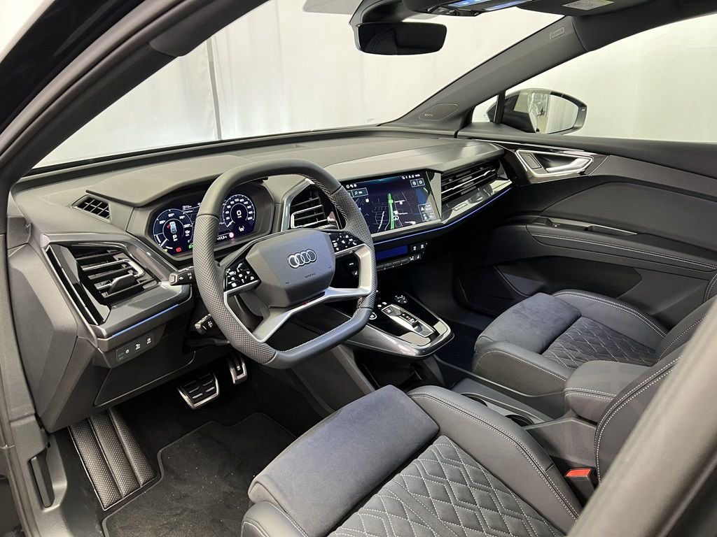 Audi Q4 e-tron 45 quattro S Line