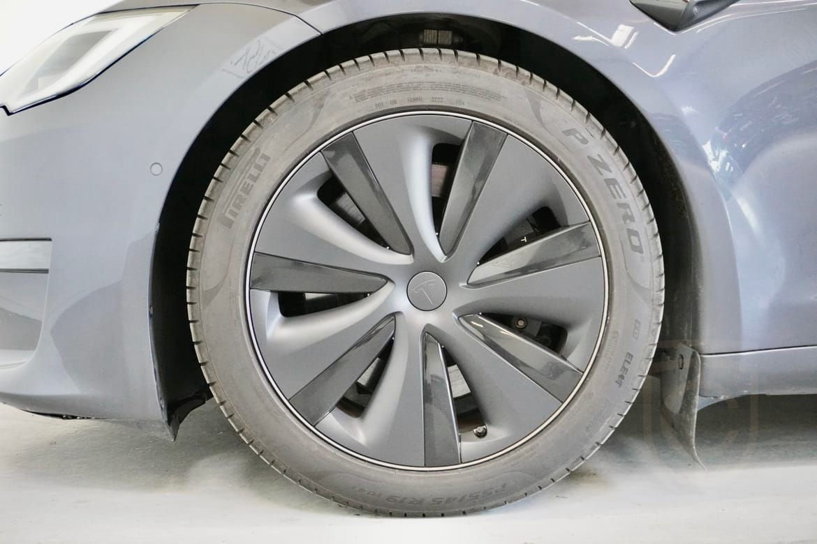 Tesla Model S Plaid