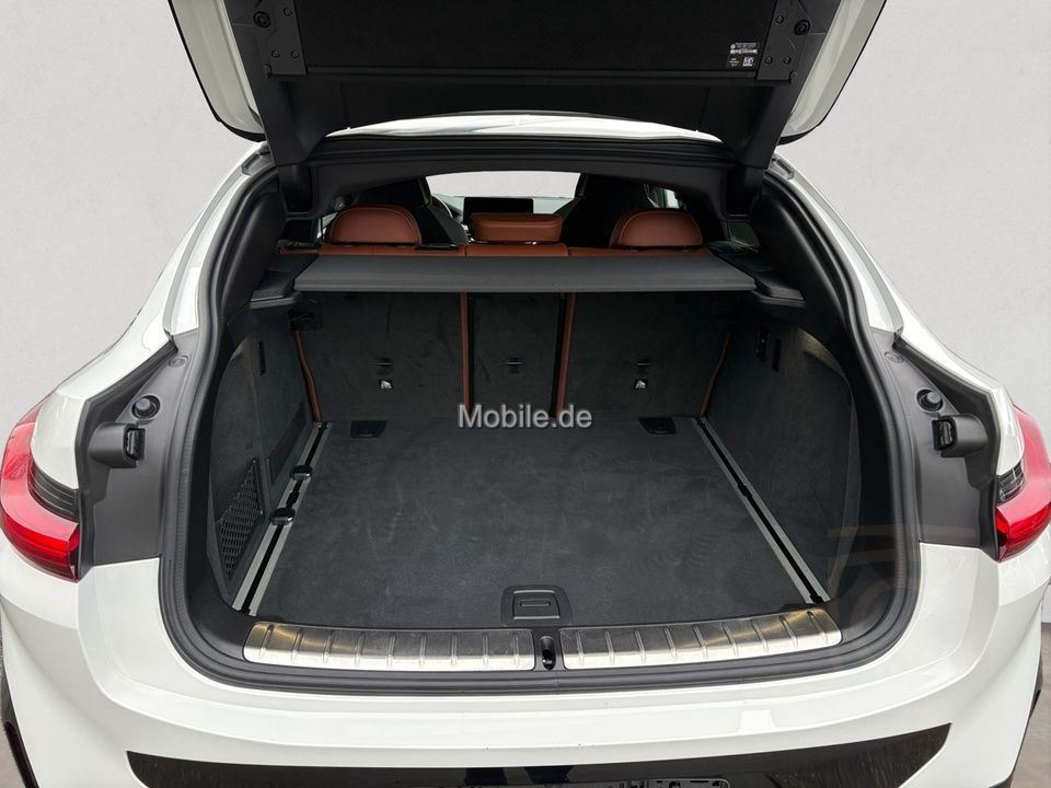 BMW X4 M Competition / NP= 118.040,- / Pano / HeadUp
