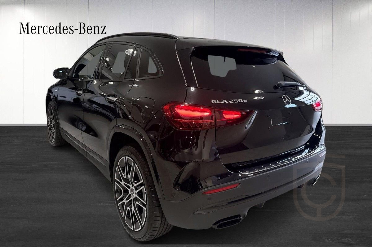 Mercedes-Benz GLA 250e