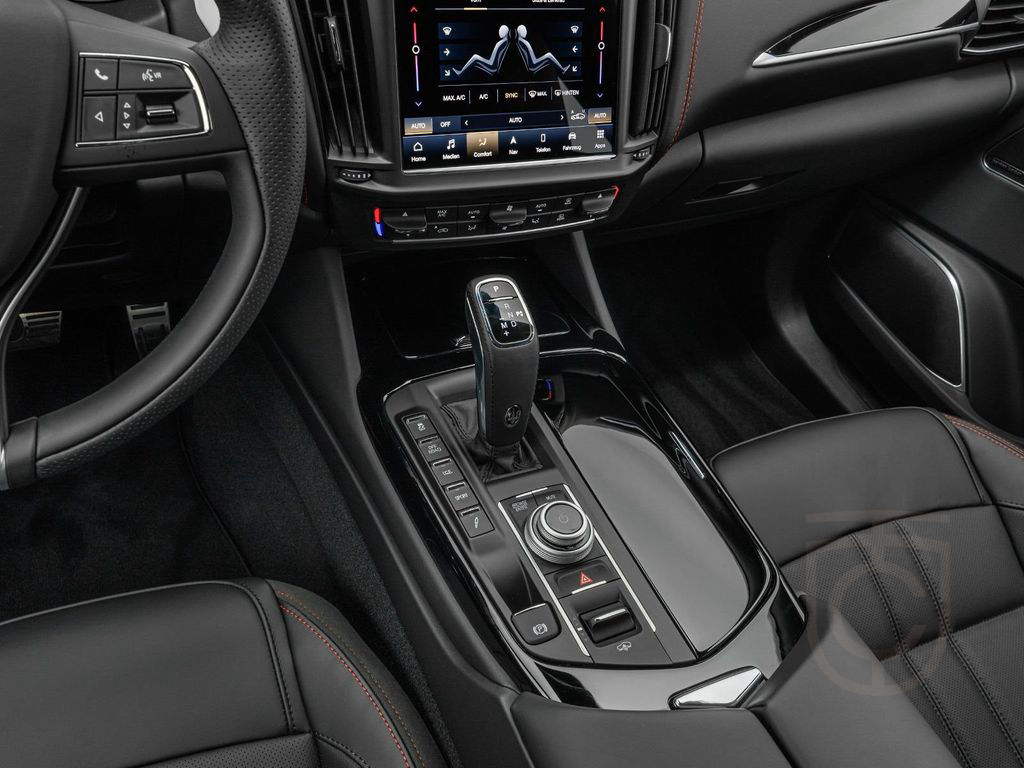 Maserati Levante Modena S ULTIMA TAGESZULASSUNG AKTION