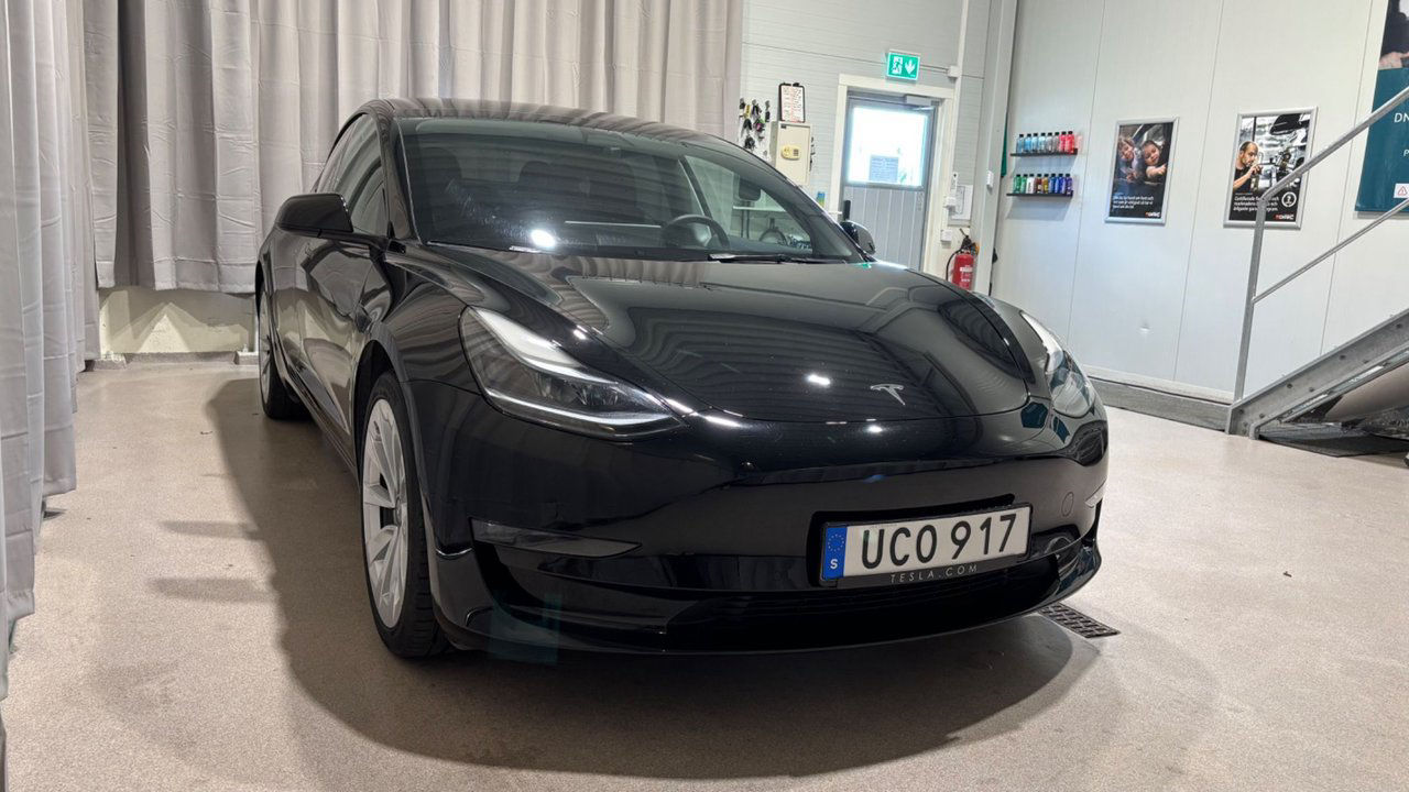 Tesla Model 3 Long Range AWD