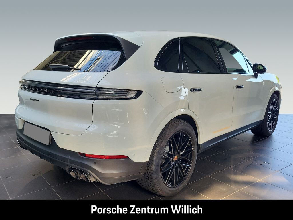 Porsche Cayenne Panoramadach Luftfederung LED-Matrix