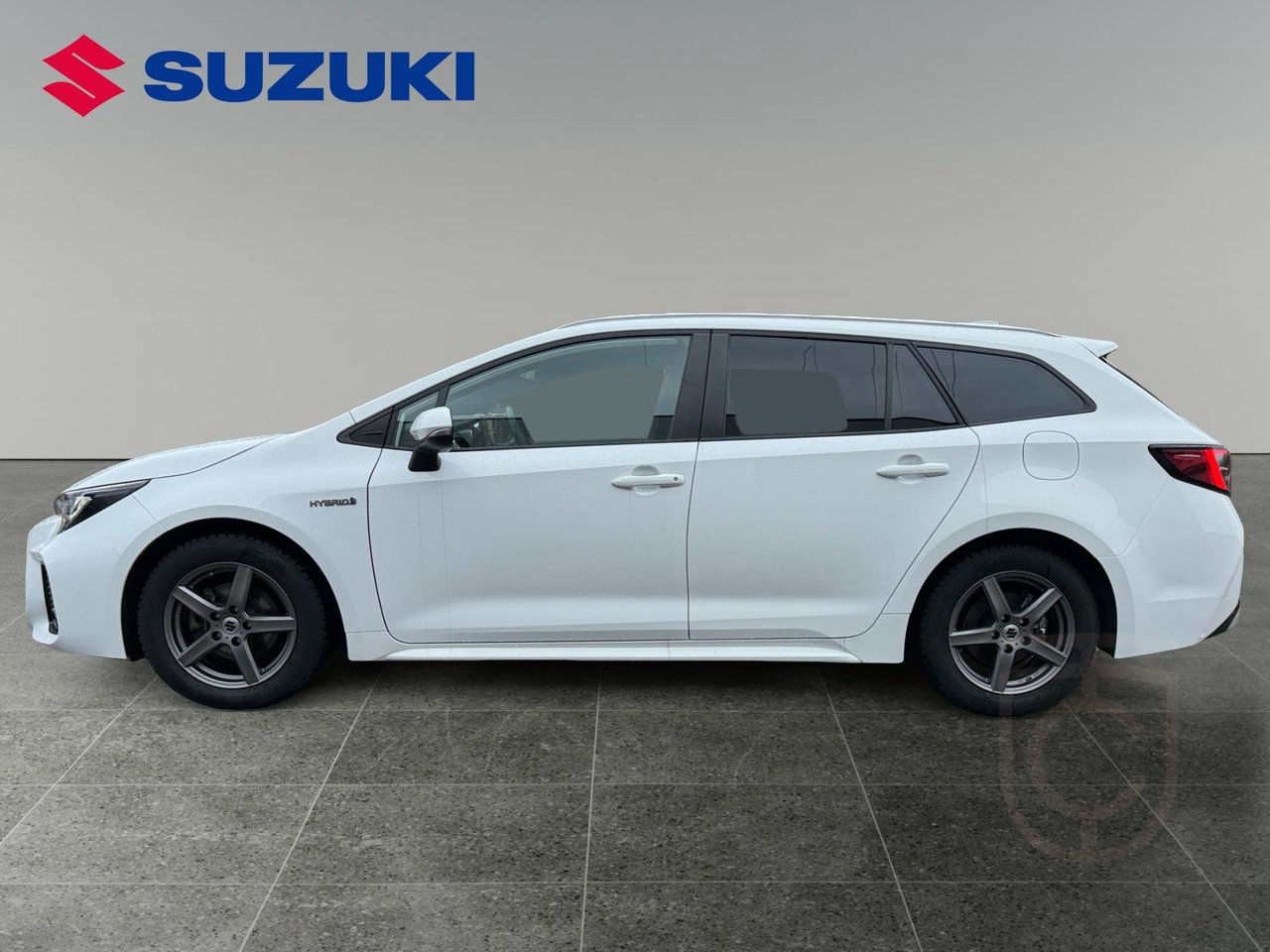 Suzuki Swace Hybrid e-CVT Select ink