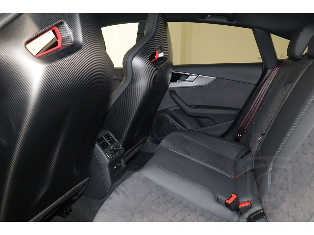 Audi RS5 performance/Comp+/Schalensitze/300km/h/Keram
