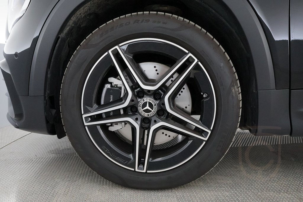 Mercedes-Benz GLB 220 d 4MATIC