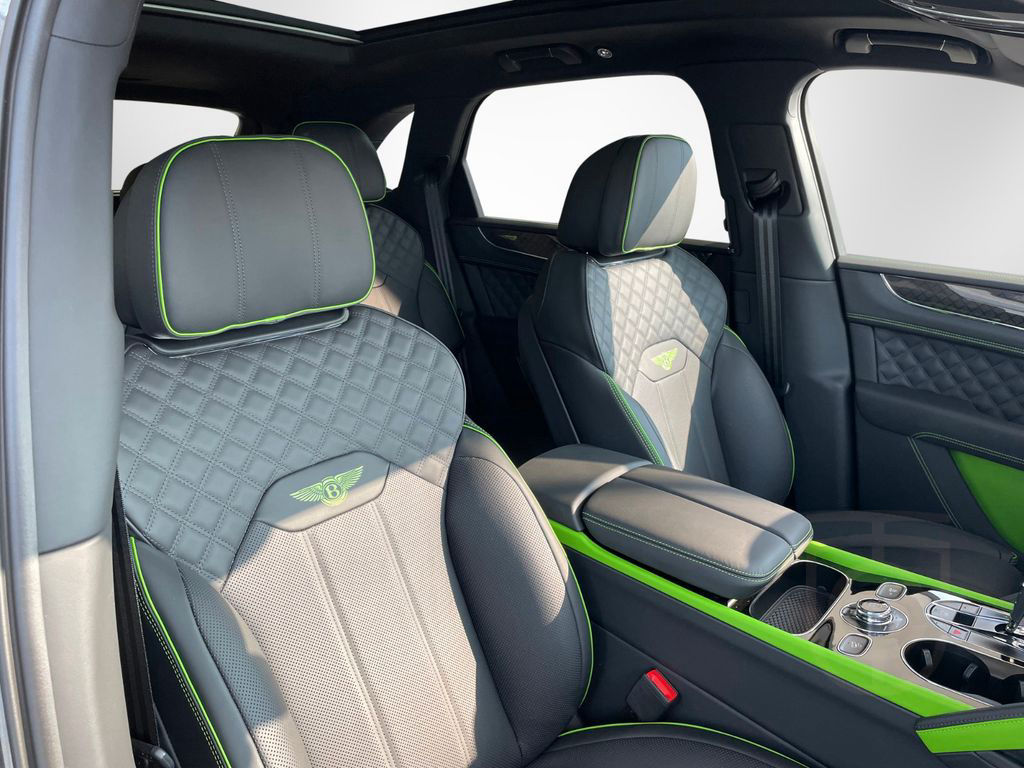 Bentley Bentayga V8 Black Edition - DemoCar