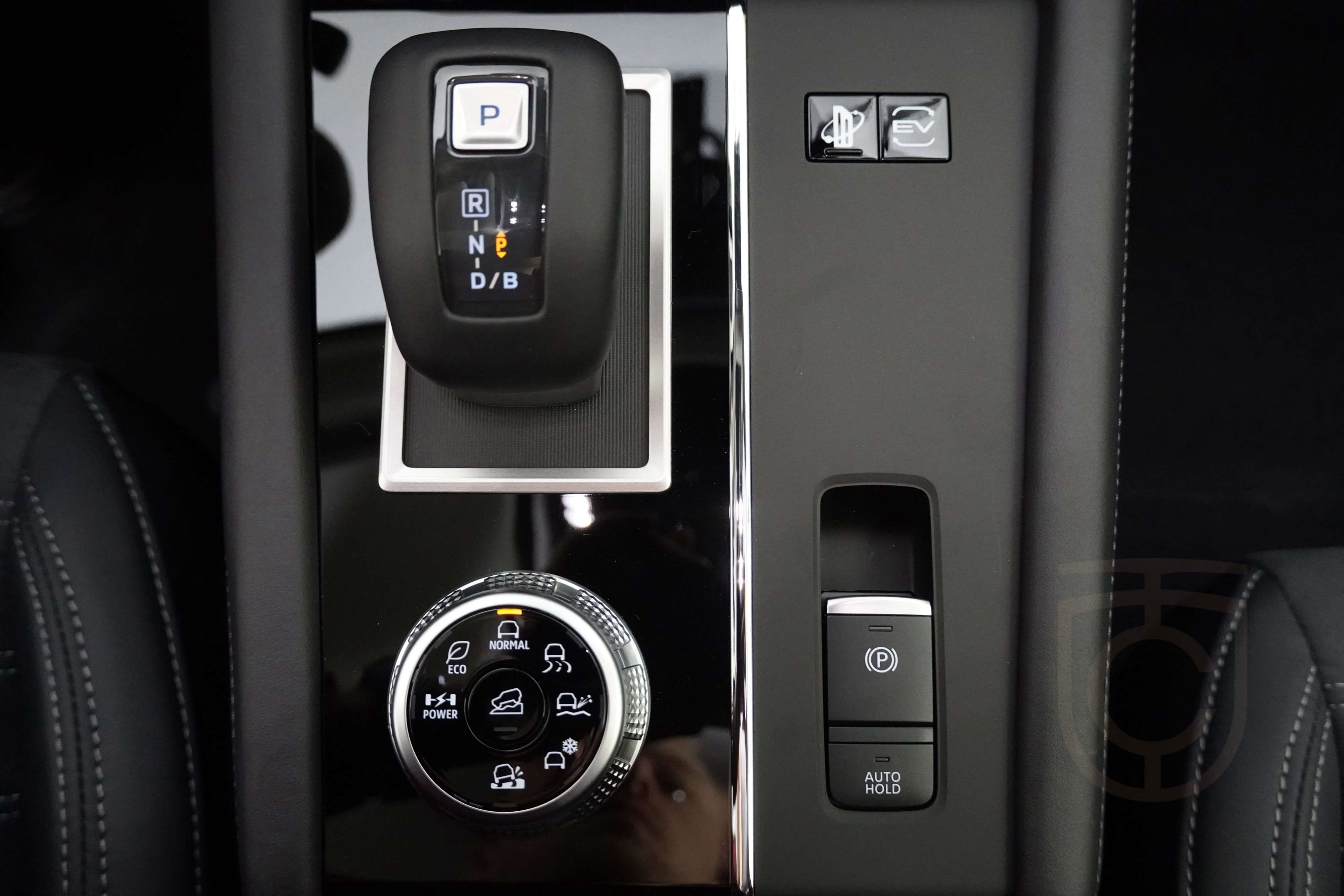Mitsubishi Outlander PHEV*LED*HUD
