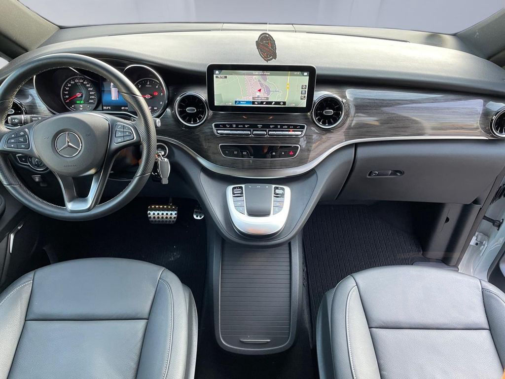 Mercedes-Benz V 300 d 4MATIC Lang el.Schiebe SpurW AHK Pano