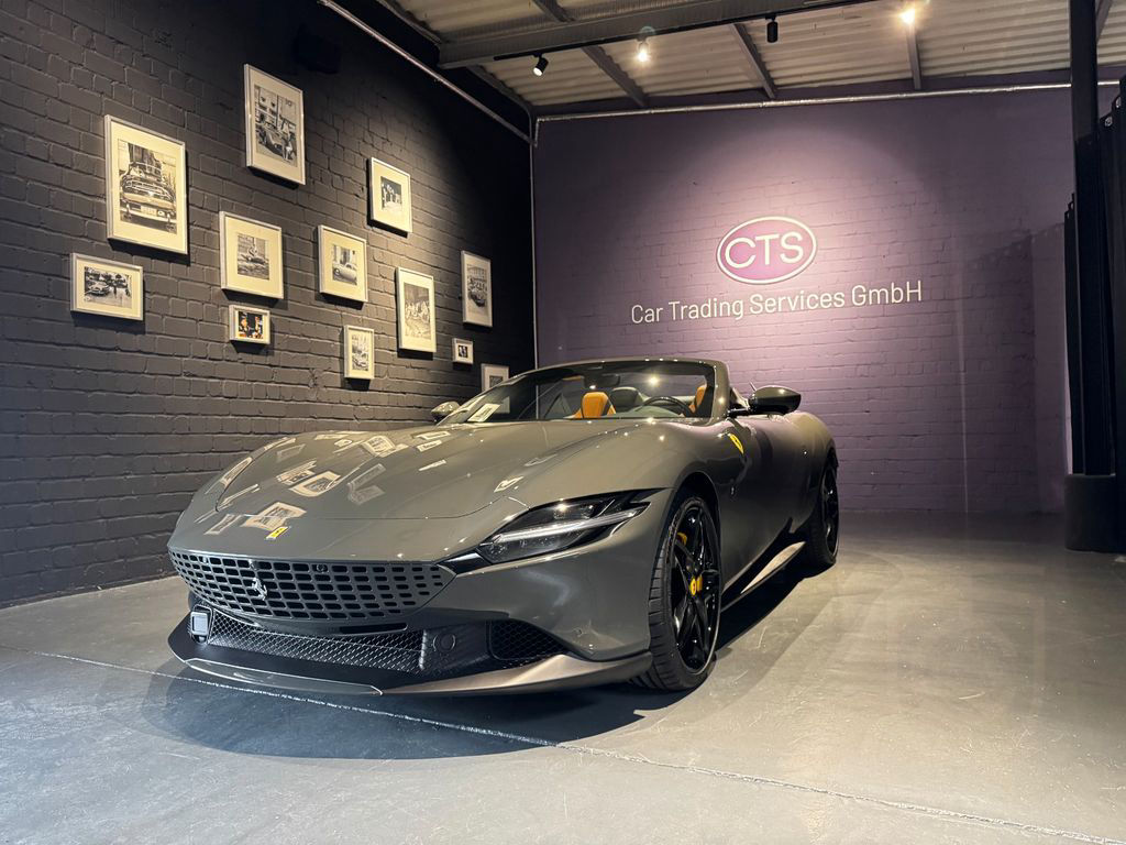 Ferrari Roma Spider / I Hand / 720 KM /