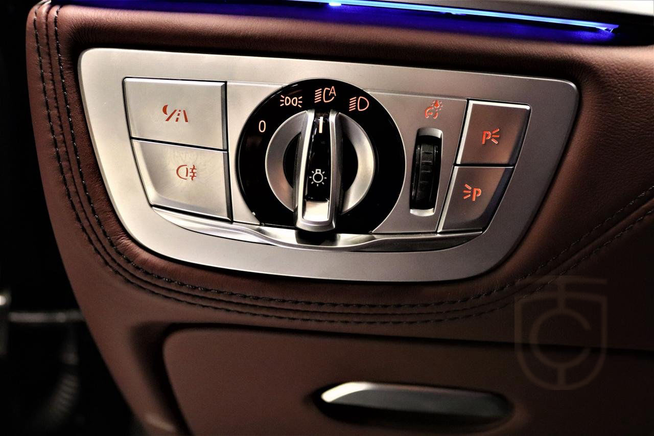 BMW 730 LD 266hk INDIVIDUAL B/W X-DRIVE TV-BAK MAXUTR MOMS