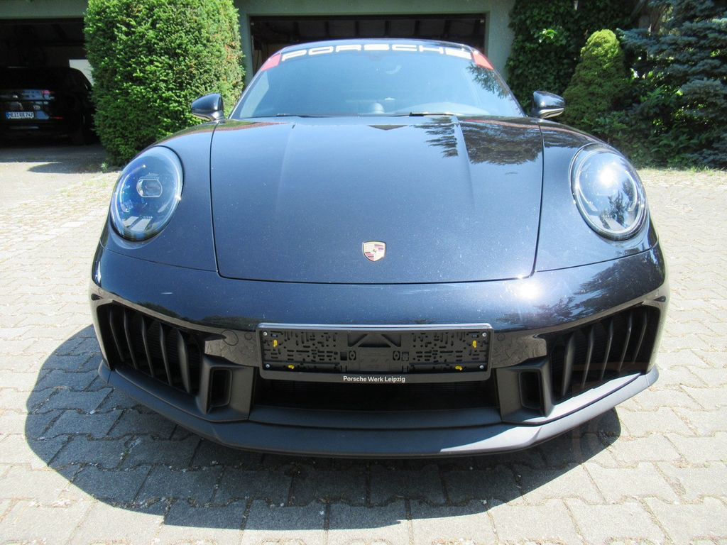 Porsche 992.2 GTS coupe aerokit