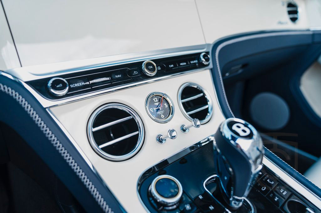 Bentley Continental GTC Azure