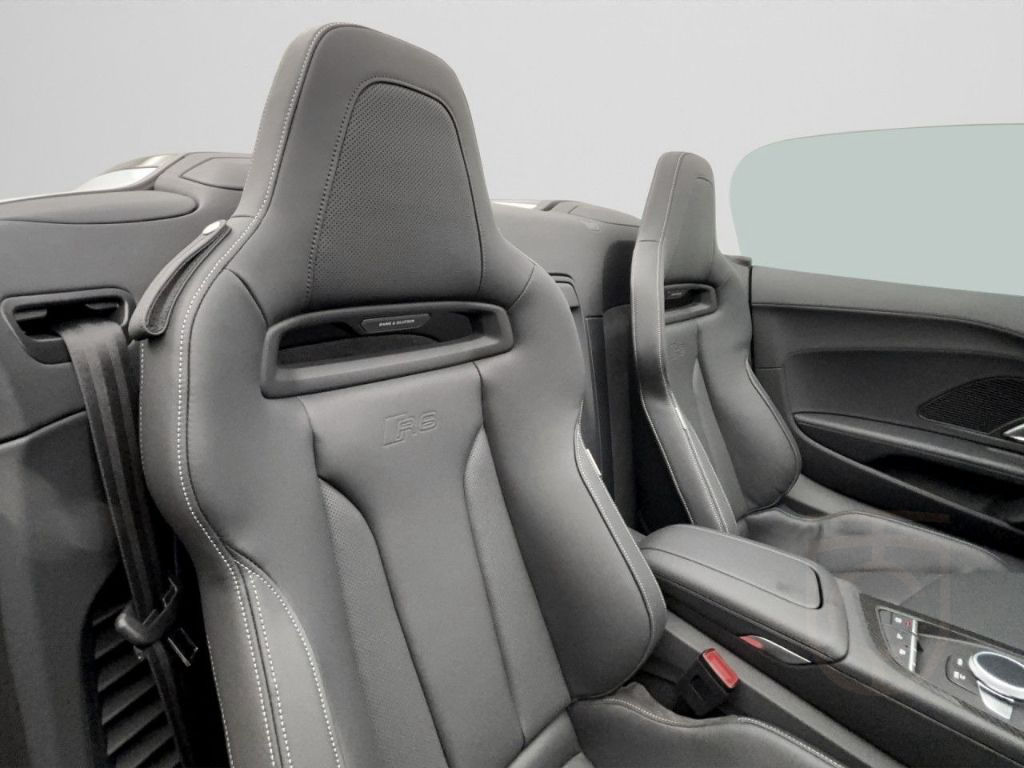 Audi R8 Spyder V10 Q PERFORMANCE NAVI+ KAMERA B&O LED