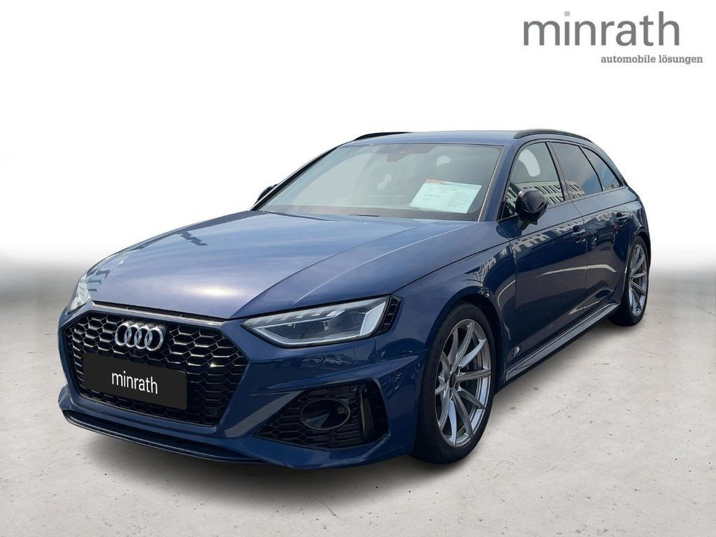 Audi RS 4 Avant 2.9 TFSI Q BLACK RAUTE APP B&O DAB