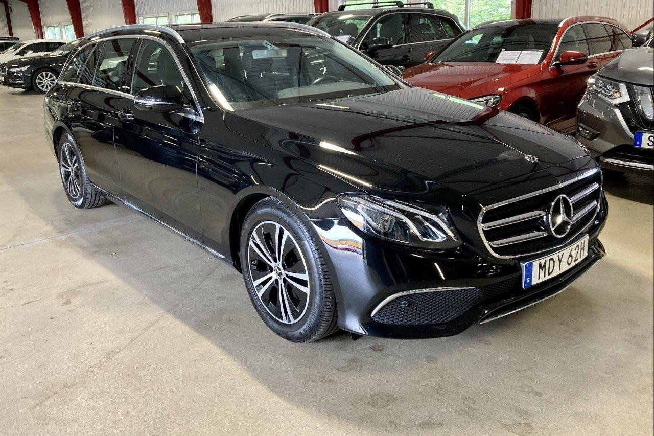 Mercedes-Benz E 200d Fleet /V-däck / RGB Belysning / Värmare
